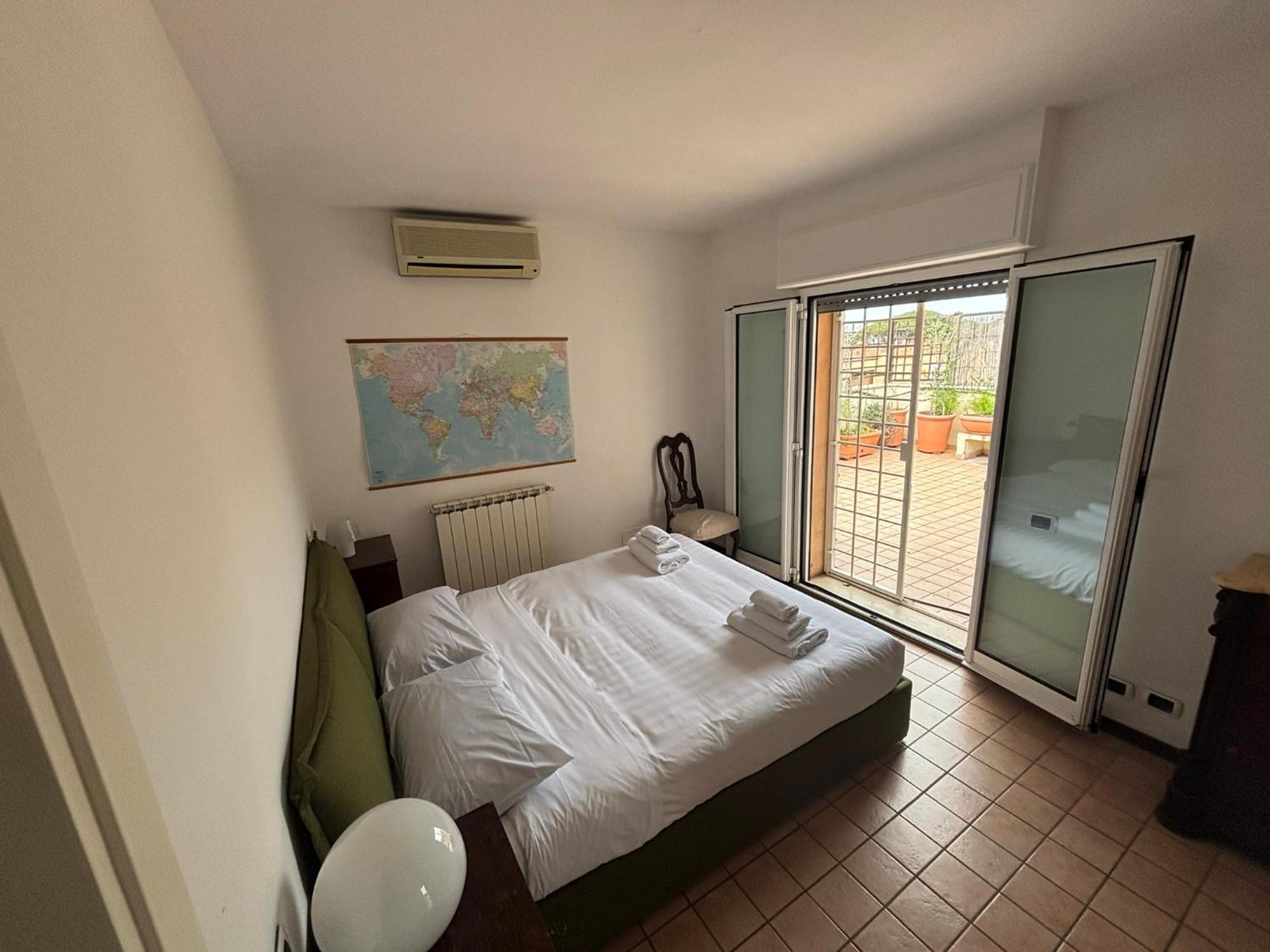 Eur - Colosseo Dolce Vita Rooftop Wifi-Ac-Bbq Appartamento Roma
